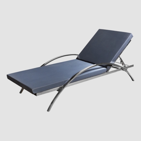 تخت کنار استخر آکوآمارین مدل Cloud